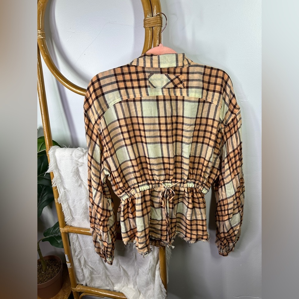 Free People Plaid Button Down Shirt in Brown and Cream sz S - Picture 3 of 8